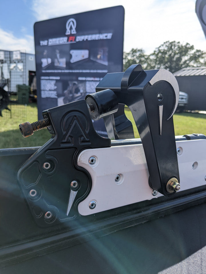 Rear Pivot Arm - Alpha